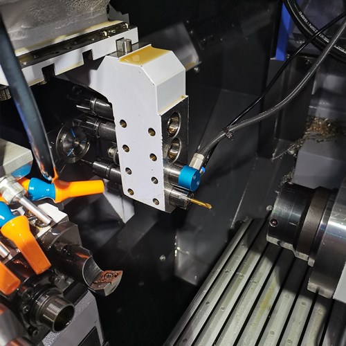 斯大走心機(jī)掛架加裝<a href='/zouxinjigaopinx.htm' class='keys' title='點(diǎn)擊查看關(guān)于高頻銑的相關(guān)信息' target='_blank'>高頻銑</a>BM-322.jpg